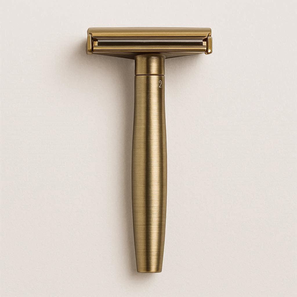 Double-Edge Safety Razor Kit (Razor + Stand + 5 Blades)